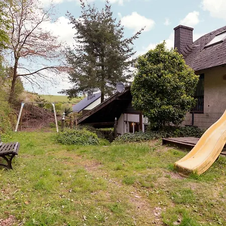 Casa vacanze Eifelnatur - Haus 2-4 By Interhome Immerath