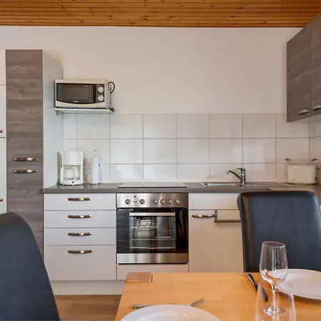 Eifelnatur - Haus 2-4 By Interhome בית נופש *