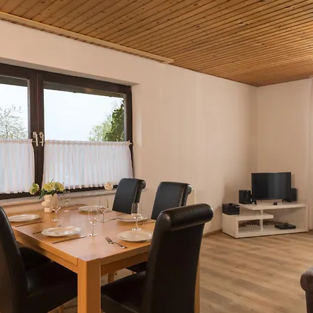 בית נופש Eifelnatur - Haus 2-4 By Interhome